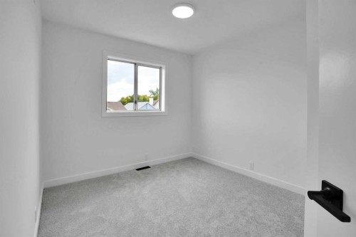 73 Martinridge Crescent Ne, Calgary, AB 