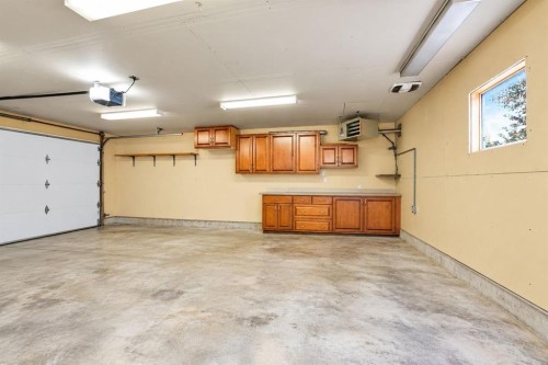 73 Martinridge Crescent Ne, Calgary, AB 