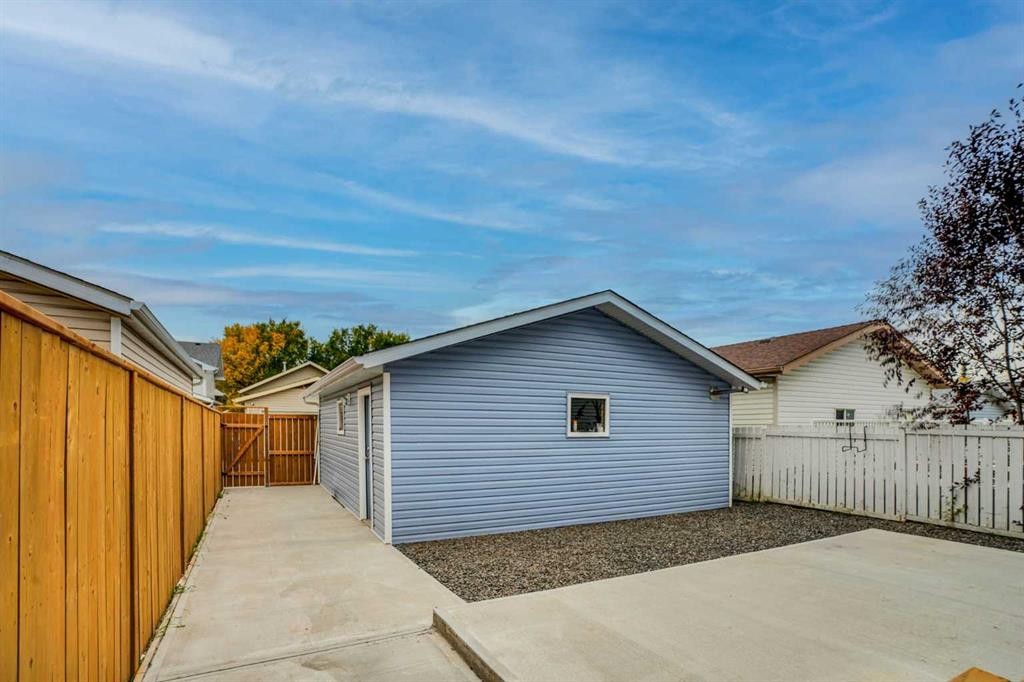73 Martinridge Crescent Ne, Calgary, AB