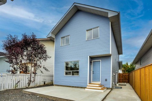 73 Martinridge Crescent Ne, Calgary, AB 