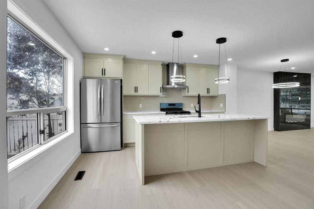 73 Martinridge Crescent Ne, Calgary, AB