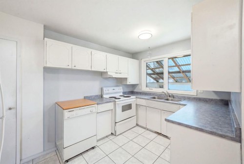8303 Addison Drive Se, Calgary, AB 