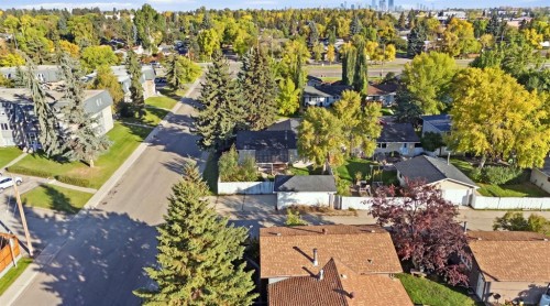 8303 Addison Drive Se, Calgary, AB 