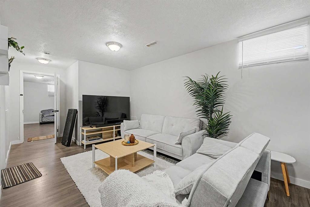 5615 Temple Drive Ne, Calgary, AB