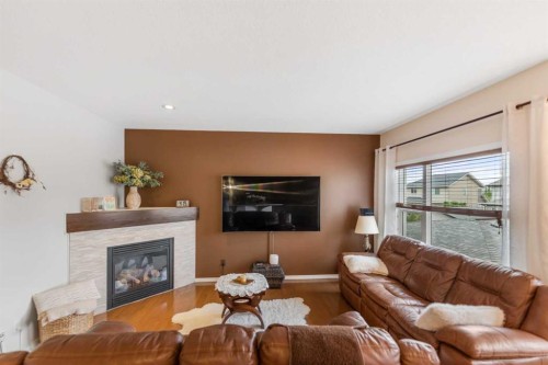 29 Brightoncrest Heights Se, Calgary, AB 