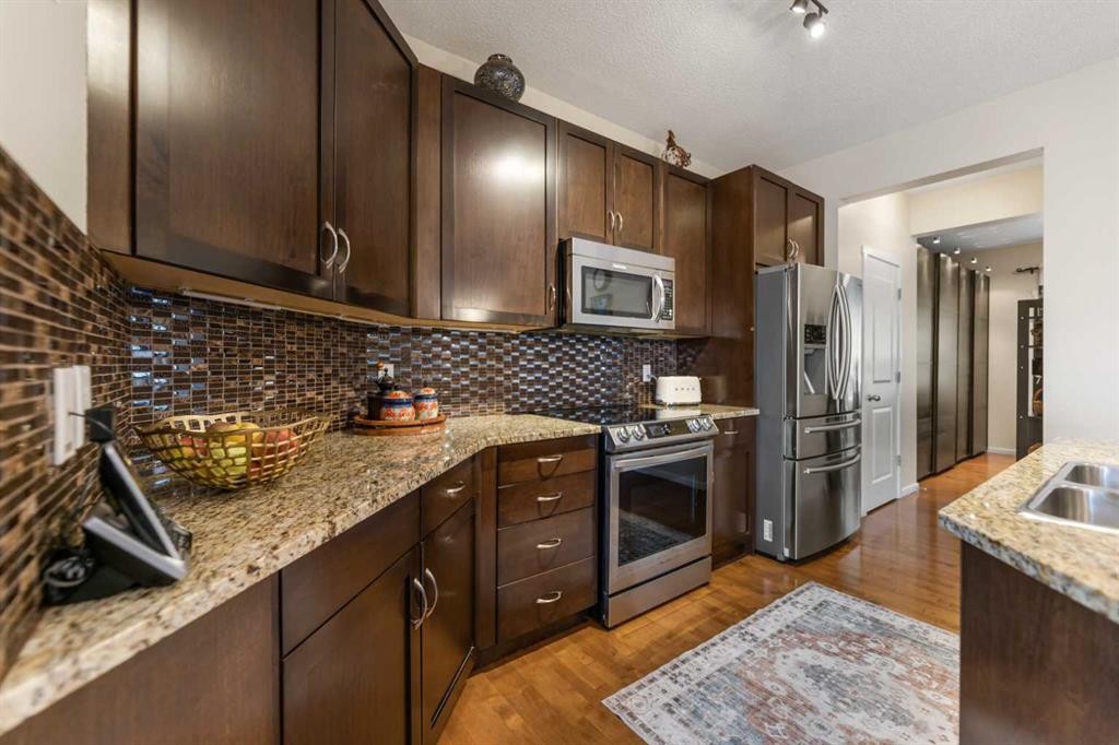 29 Brightoncrest Heights Se, Calgary, AB