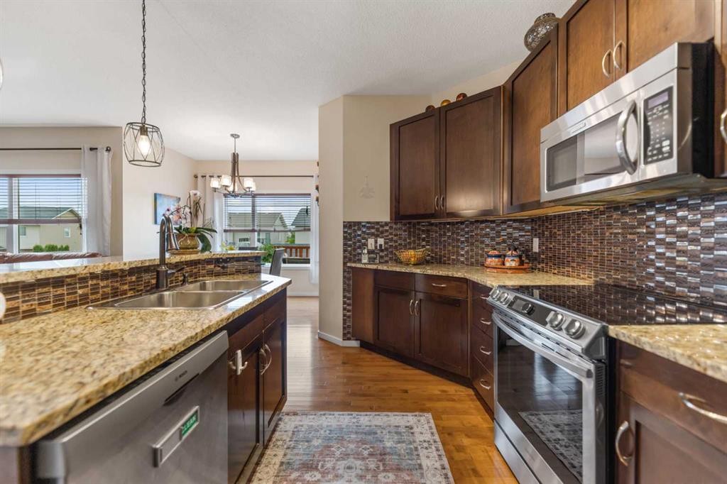 29 Brightoncrest Heights Se, Calgary, AB