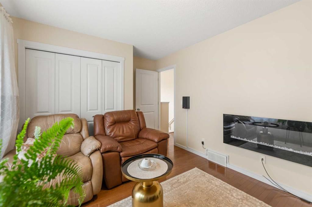 29 Brightoncrest Heights Se, Calgary, AB