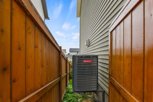 29 Brightoncrest Heights Se, Calgary, AB 