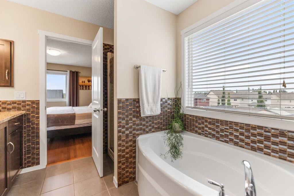 29 Brightoncrest Heights Se, Calgary, AB