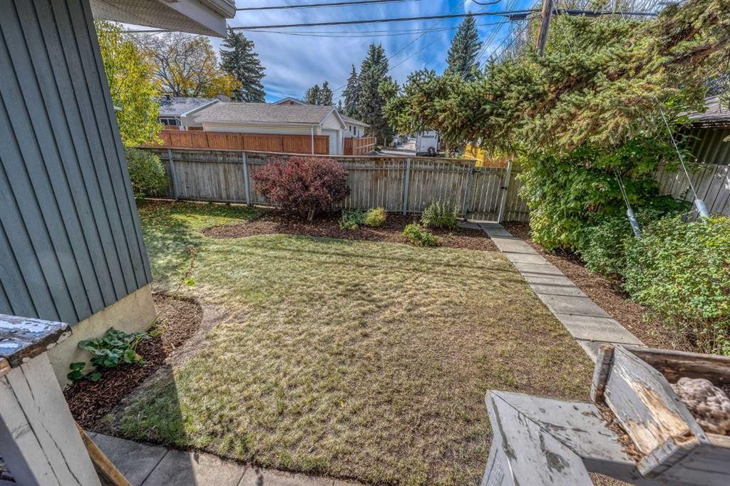 10607 Maplecreek Drive Se, Calgary, AB