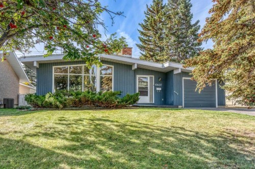 10607 Maplecreek Drive Se, Calgary, AB 