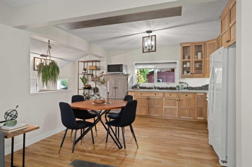 8515 48 Avenue Nw, Calgary, AB 