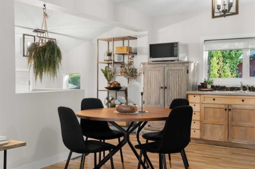 8515 48 Avenue Nw, Calgary, AB 