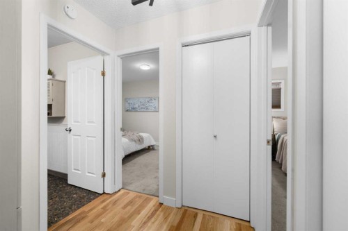 8515 48 Avenue Nw, Calgary, AB 