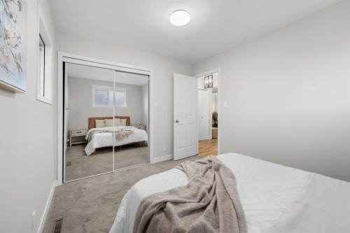 8515 48 Avenue Nw, Calgary, AB 