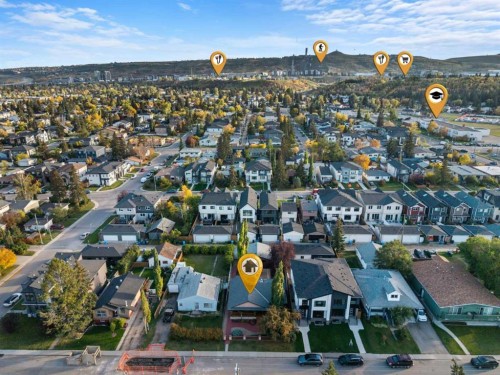 8515 48 Avenue Nw, Calgary, AB 