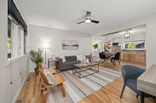 8515 48 Avenue Nw, Calgary, AB 