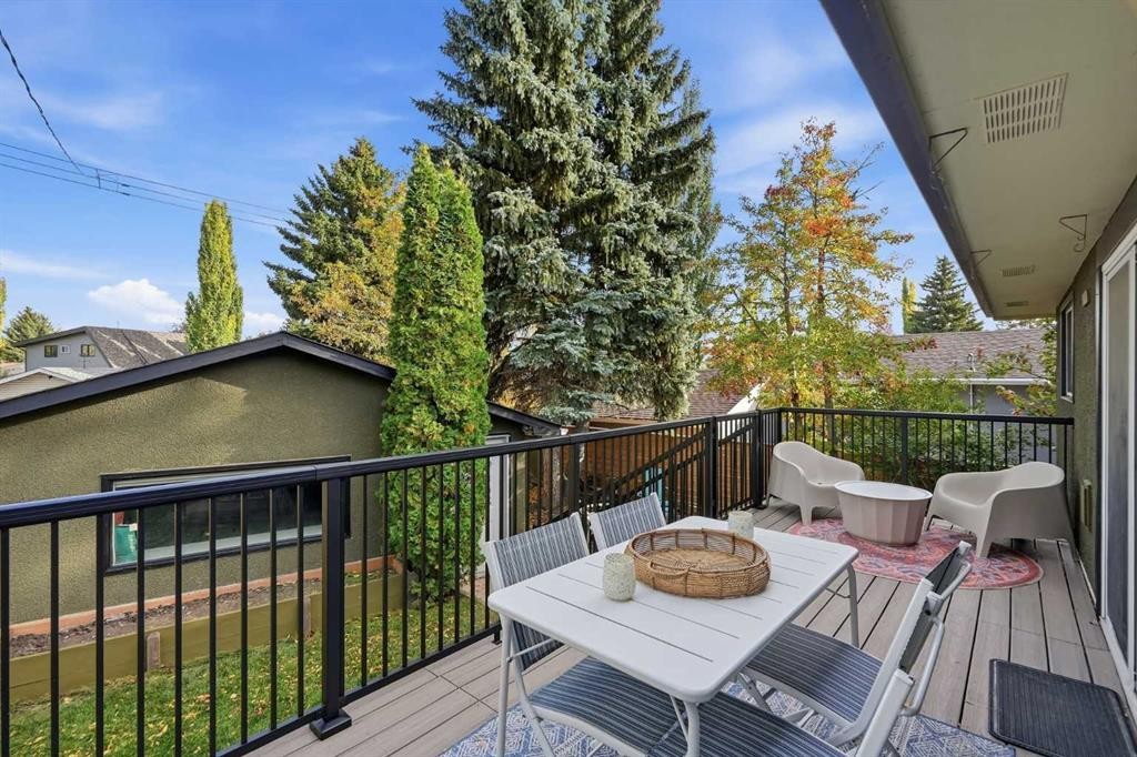 256 Silverview Way Nw, Calgary, AB