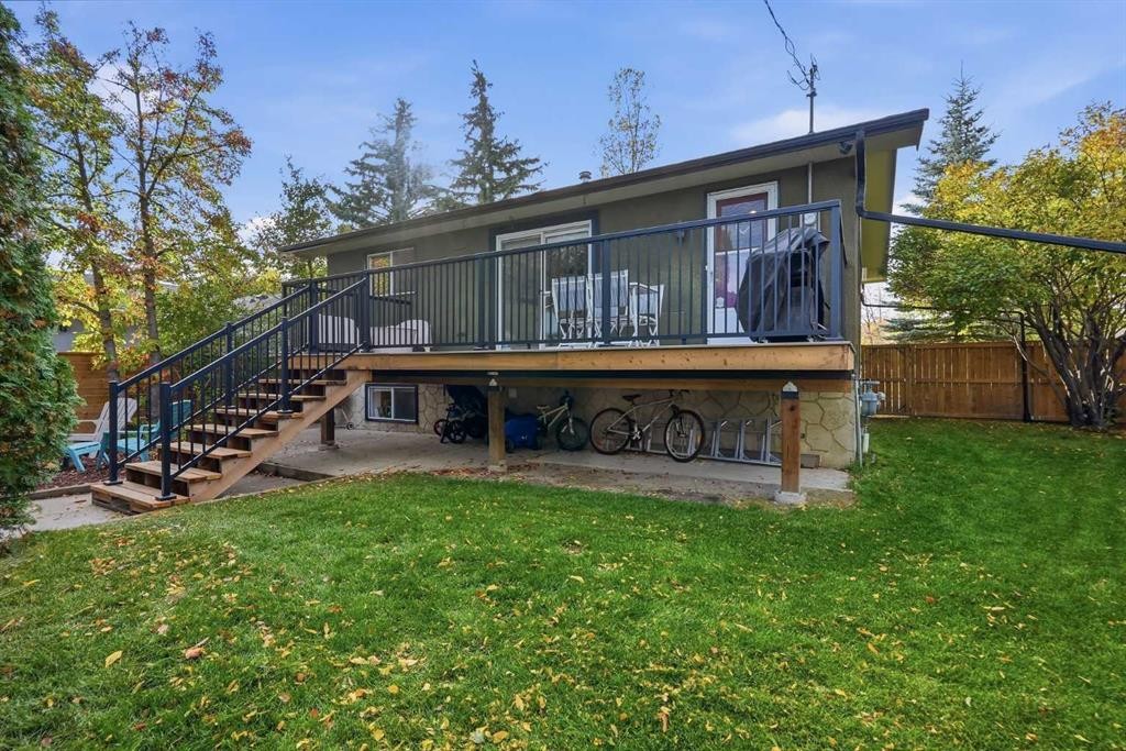 256 Silverview Way Nw, Calgary, AB