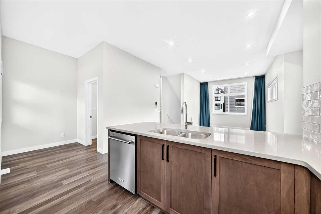150 Les Jardins Park Se, Calgary, AB
