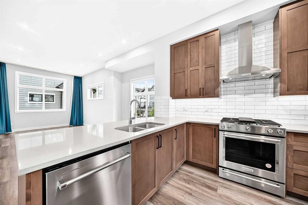 150 Les Jardins Park Se, Calgary, AB