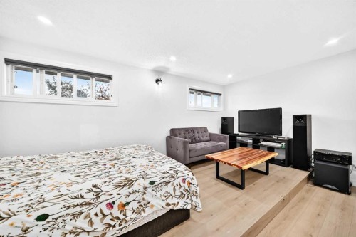 5824 22 Avenue Ne, Calgary, AB 