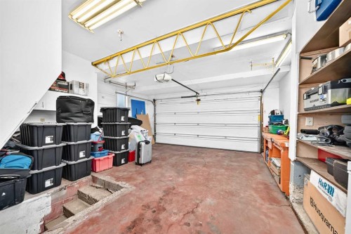 5824 22 Avenue Ne, Calgary, AB 