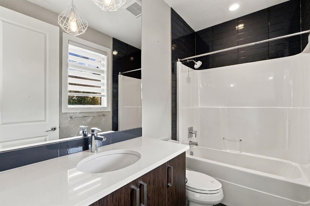 1458 Richland Road Ne, Calgary, AB