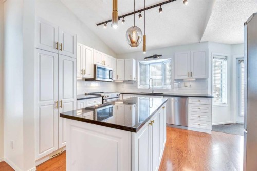 545 Riverbend Drive Se, Calgary, AB 