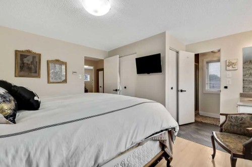 10411 Maplecreek Drive Se, Calgary, AB 