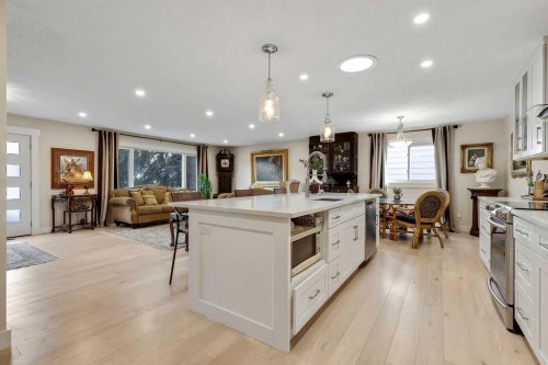 10411 Maplecreek Drive Se, Calgary, AB 