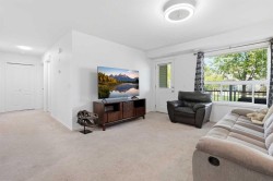 400-8 Bayside Place Strathmore, AB T1P 0E1