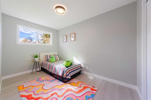 133 Berwick Drive Nw, Calgary, AB 