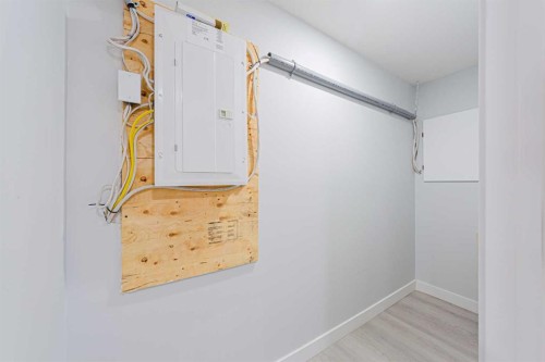 133 Berwick Drive Nw, Calgary, AB 