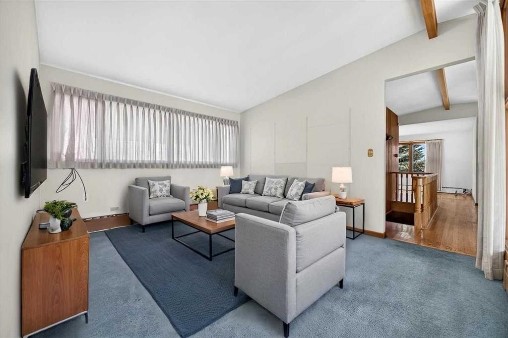 5007 14A Street Sw, Calgary, AB