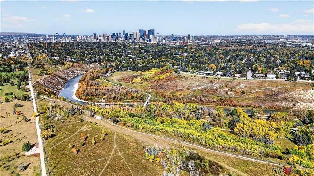 5007 14A Street Sw, Calgary, AB