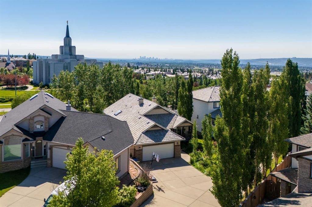 315 Rocky Ridge Bay Nw, Calgary, AB