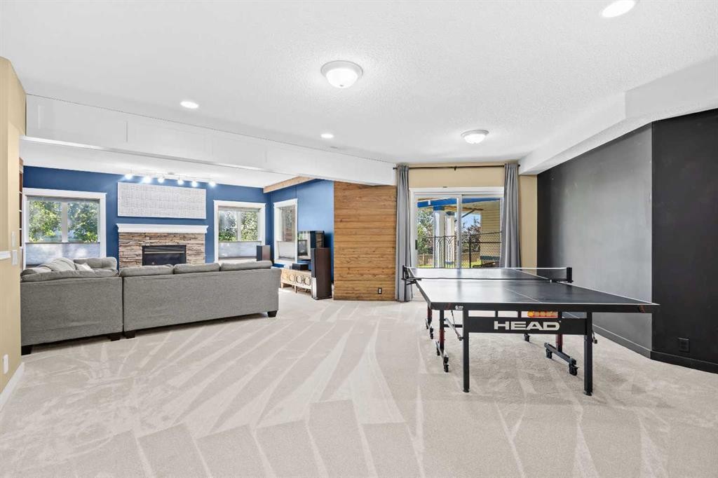 315 Rocky Ridge Bay Nw, Calgary, AB