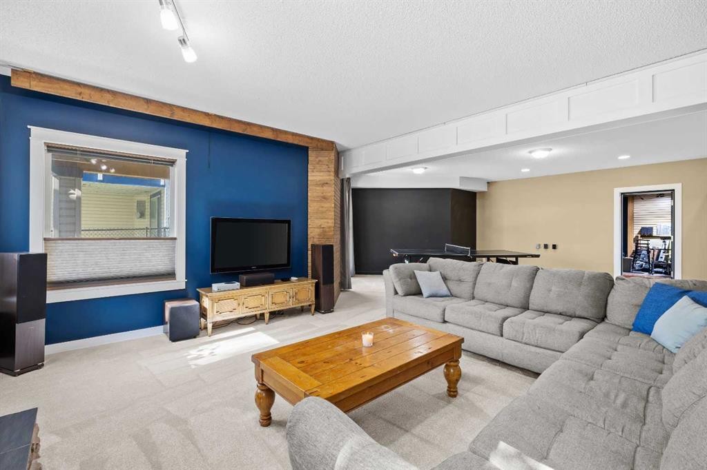 315 Rocky Ridge Bay Nw, Calgary, AB