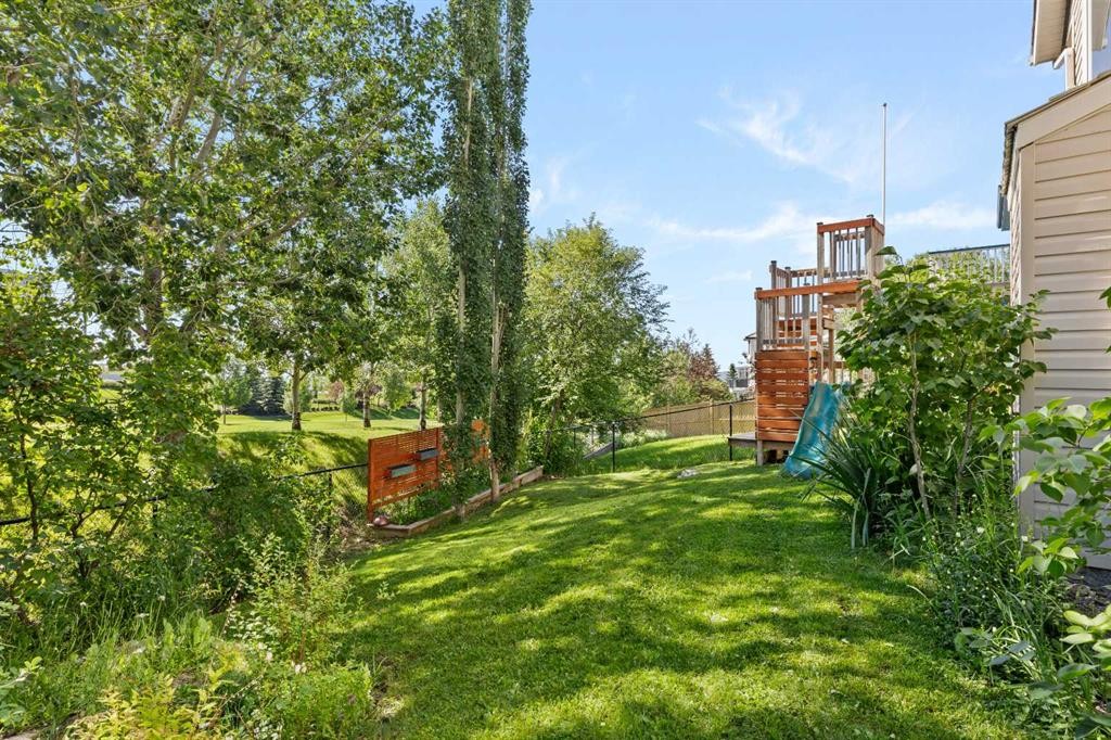315 Rocky Ridge Bay Nw, Calgary, AB