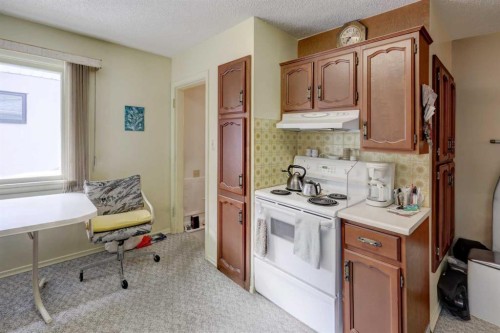 2119 Halifax Crescent Nw, Calgary, AB 