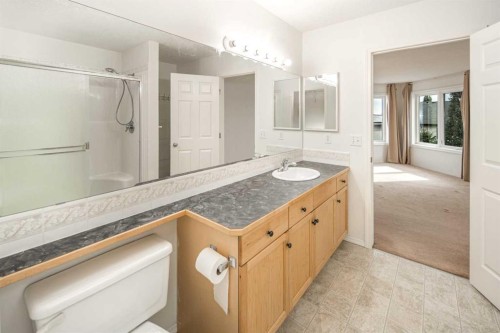112 Everridge Drive Sw, Calgary, AB 