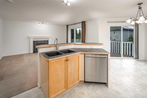 112 Everridge Drive Sw, Calgary, AB 