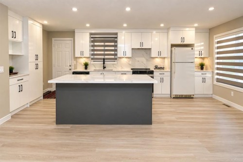 6827 Temple Drive Ne, Calgary, AB 
