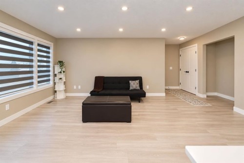 6827 Temple Drive Ne, Calgary, AB 