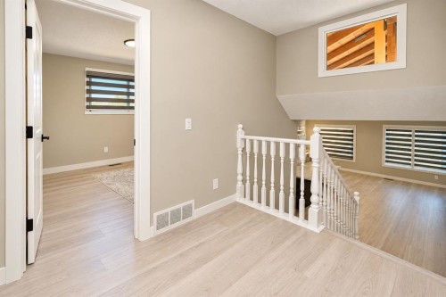 6827 Temple Drive Ne, Calgary, AB 
