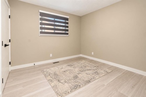 6827 Temple Drive Ne, Calgary, AB 