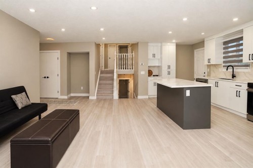 6827 Temple Drive Ne, Calgary, AB 