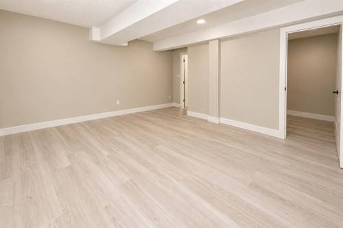 6827 Temple Drive Ne, Calgary, AB 